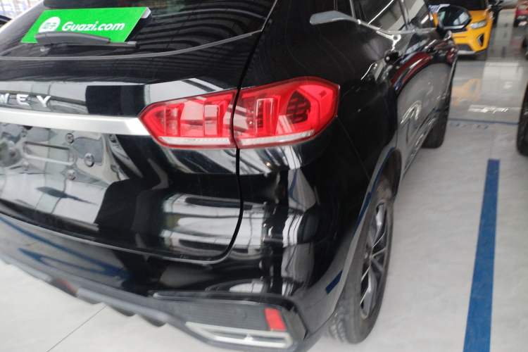 Used Wey VV5 2021 1.5T Two-Wheel Drive Smart Pioneer