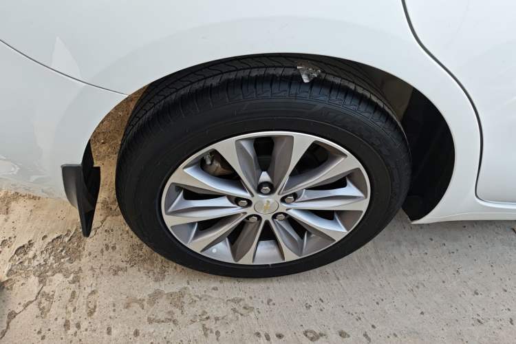 Used Chevrolet Monza 2022 320 Automatic Enjoyment Sunroof Version
