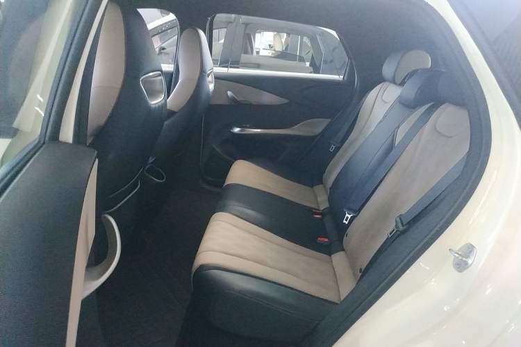 Used BYD Dolphin 2024 Honor Edition 420km Freedom Version
