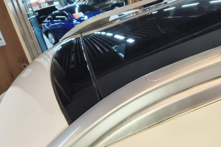 Used Land Rover Discovery 2019 3.0 SC V6 SE