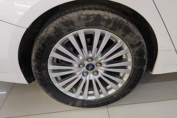 Used Ford Taurus 2017 EcoBoost 180 Ultimate Model