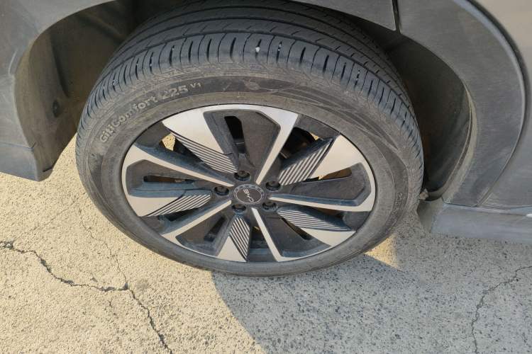 Used BYD Song PLUS New Energy 2025 EV 520km Luxury Version
