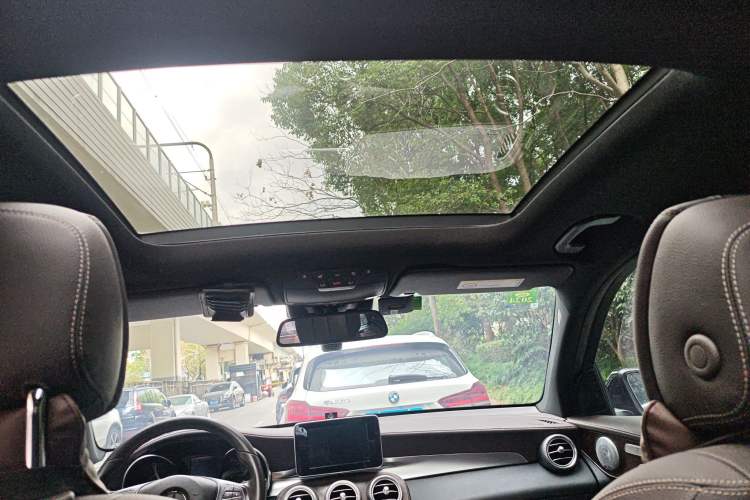 Used Mercedes-Benz GLC 2016 GLC 300 4MATIC Dynamic Model
