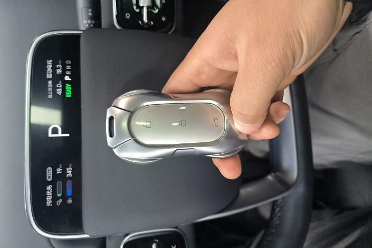 Used Li Auto L7 2023 Pro Model
