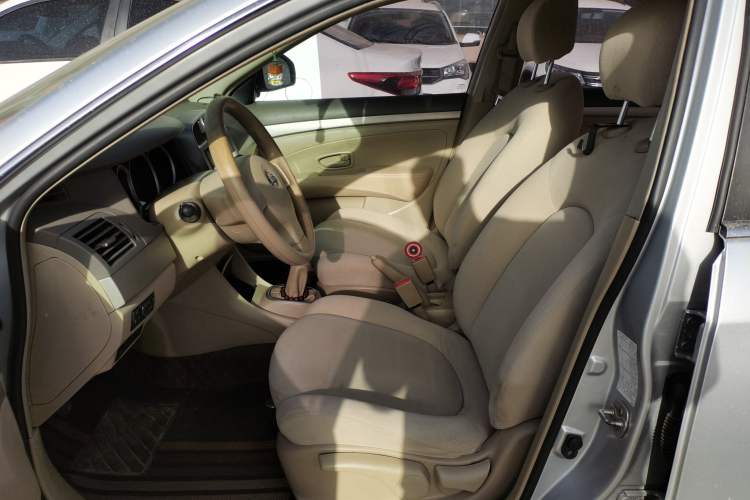 Used Nissan Sylphy 2012 Classic 1.6XE Manual Comfort Edition
