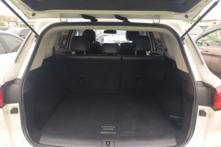 Used Roewe RX5 MAX 2019 300TGI Automatic Smart Cabin Luxury Edition
