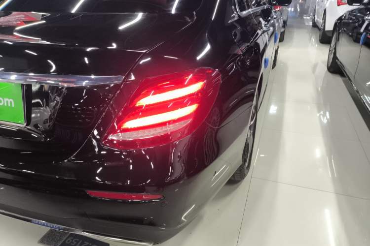 Used Mercedes-Benz E-Class 2019 Restyled E 300 L Sport Luxury Edition
