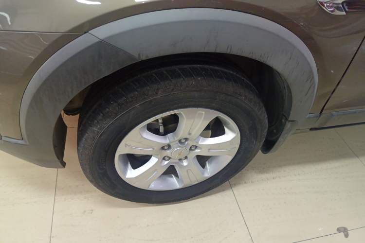 Used Chevrolet Captiva 2015 2.4L Two-Wheel Drive Urban Version 5 Seats
