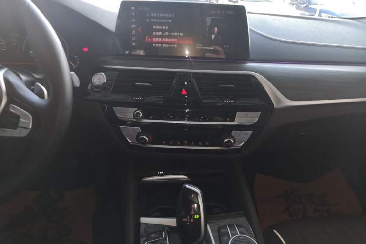 Used BMW 5 Series 2019 Facelifted 530Li Leading Edition Luxury Package