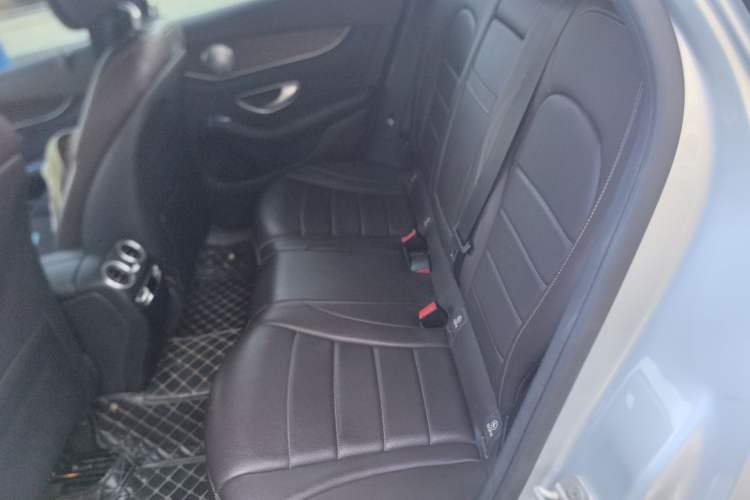 Used Mercedes-Benz GLC 2016 GLC 300 4MATIC Dynamic Model
