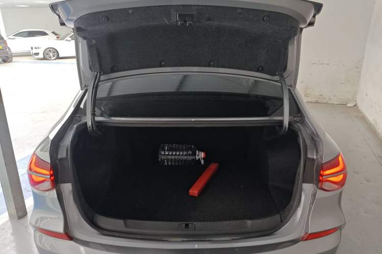 Used Chevrolet Monza 2020 Light Hybrid RS 330T Automatic Comfort Edition
