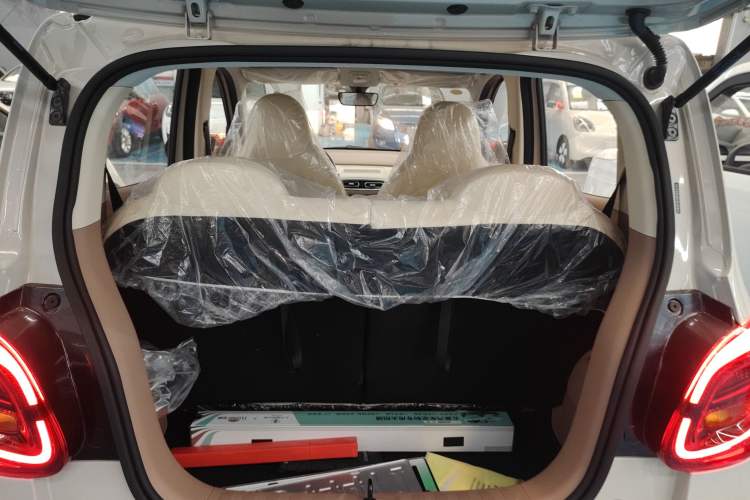 Used Wuling Hongguang MINIEV 2025 Four-Door Version Advanced Edition
