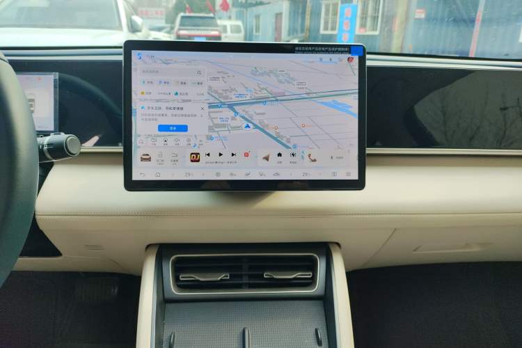 Used BYD Qin L 2025 DM-i Smart Drive 80KM Leading Model