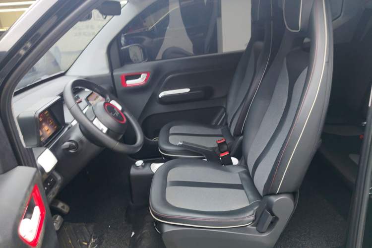 Used Wuling Hongguang MINIEV 2022 GAMEBOY 200km Gaming Edition with Lithium Iron Phosphate