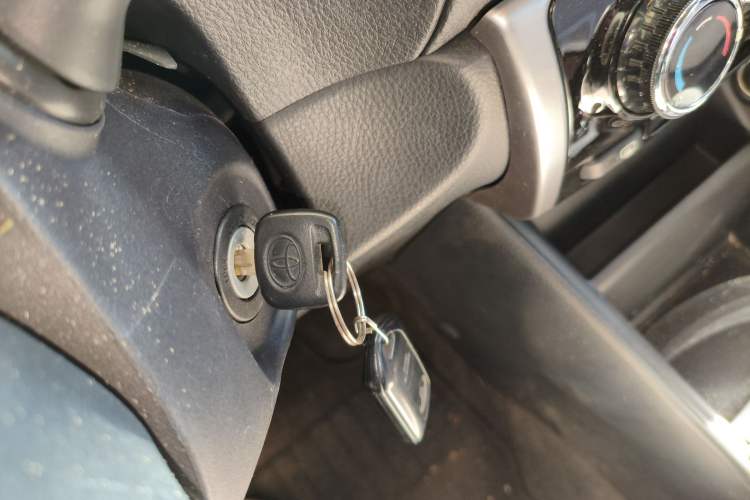 Used Toyota YARiS L 2022 X-Trail 1.5L CVT Leading PLUS Edition