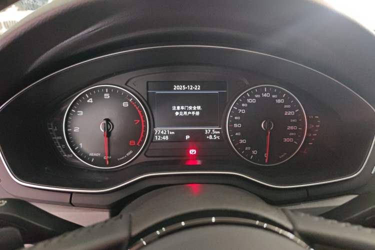 Used Audi A4L 2017 Plus 40 TFSI Ambition Model
