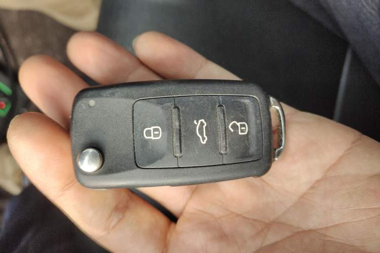 Used Volkswagen Sagitar 2017 230TSI Automatic Comfort Version