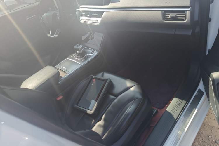 Used Hongqi H5 2020 1.8T Automatic ZhiLian QiYun Edition
