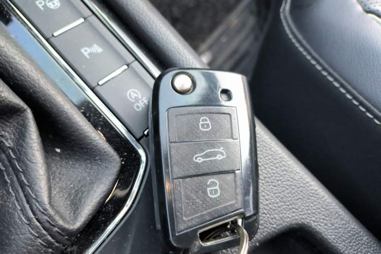 Used Volkswagen Tiguan L 2017 330TSI Automatic Two-Wheel Drive Flagship Edition
