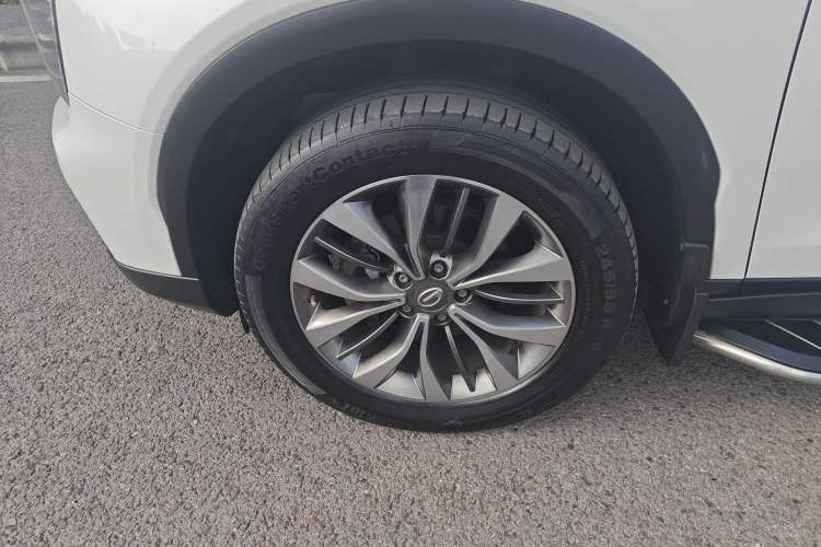 Used GAC Trumpchi GS8 2017 320T Two-Wheel Drive Luxury Smart Connectivity Version (7 Seats)
