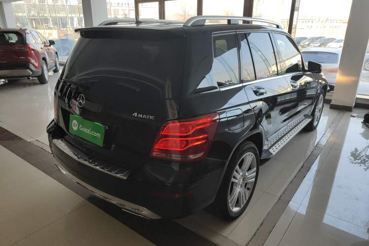 Used Mercedes-Benz GLK-Class 2015 GLK 260 4MATIC Dynamic Edition Ultimate Version
