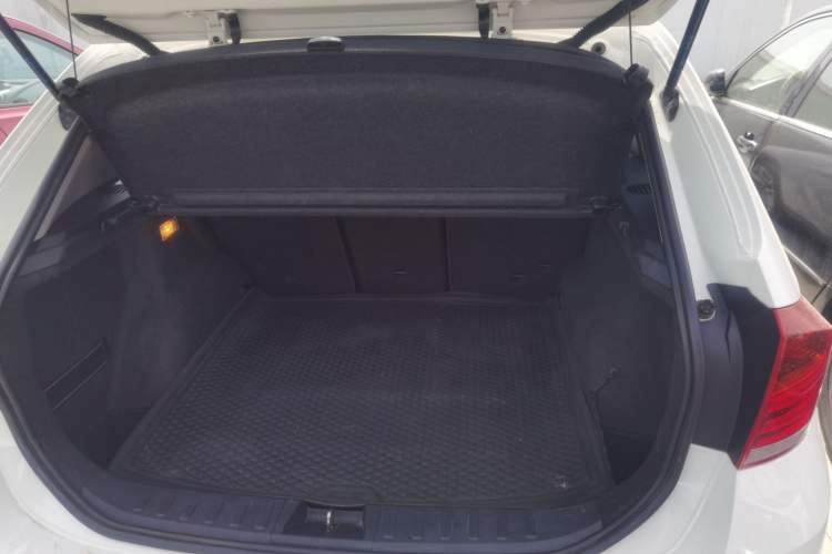 Used BMW X1 2013 sDrive20i Sports Design Package
