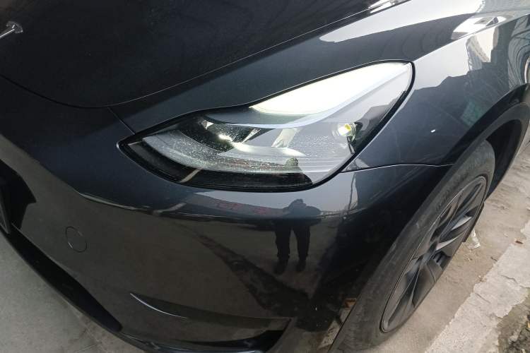 Used Tesla Model Y 2024 Rear-Wheel-Drive Version
