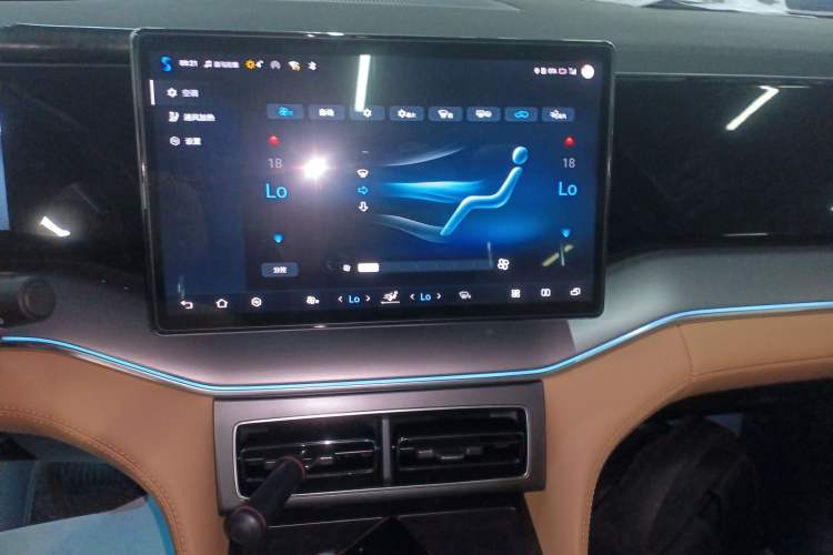 Used BYD Song L DM-i 2024 112 km Beyond Edition
