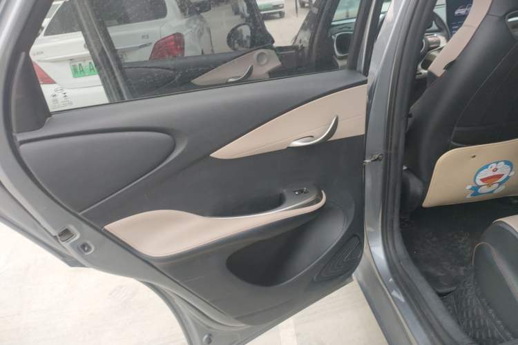 Used BYD Dolphin 2023 420 km Free Version
