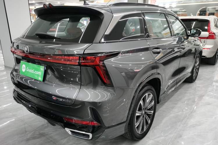 Used Changan CS75 PLUS 2024 3rd Generation Champion Edition 2.0T Intelligent Drive Performance Model
