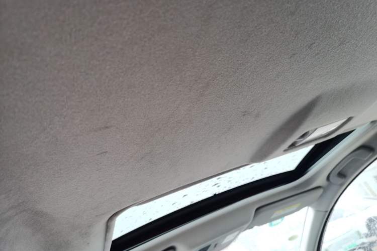 Used Nissan Tiida 2016 1.6L CVT Cool Dynamic Edition