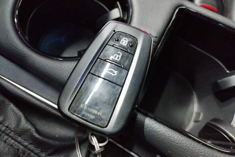 Used Toyota Avalon 2022 2.0L Ambition Edition