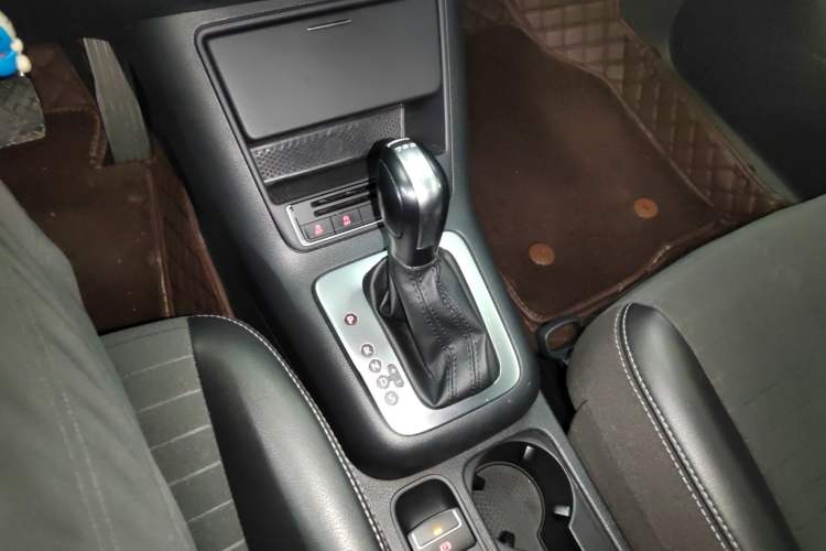 Used Volkswagen Tiguan 2016 280TSI Automatic Two-Wheel-Drive Silk Road Style Edition
