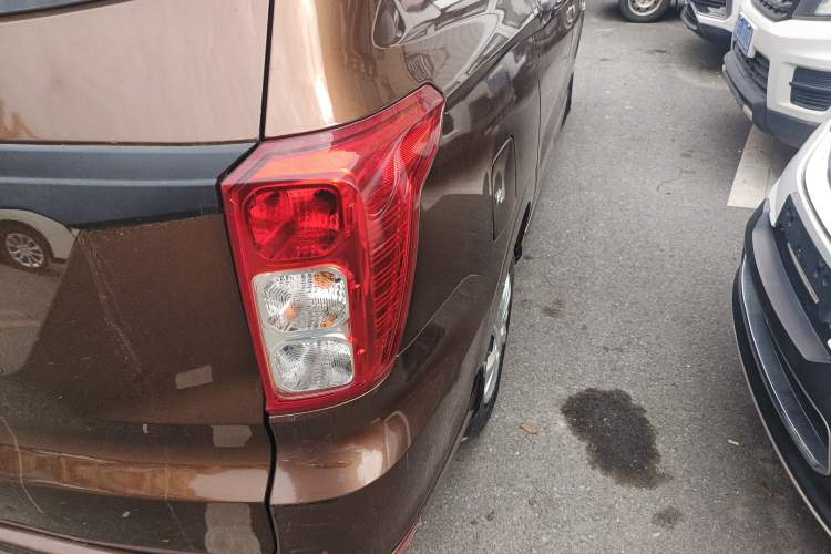 Used Wuling Hongguang 2021 1.5L Revised S Base Version with Electric Power Steering LAR
