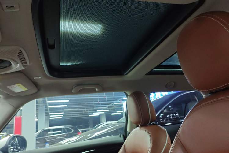 Used  MINI 2018 1.5T COOPER Artist
