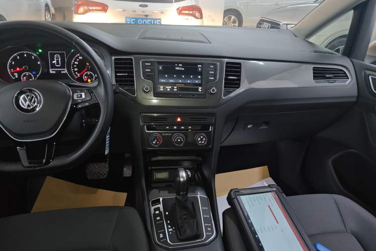 Used Volkswagen Golf Sportsvan 2016 230TSI Automatic Trend Edition