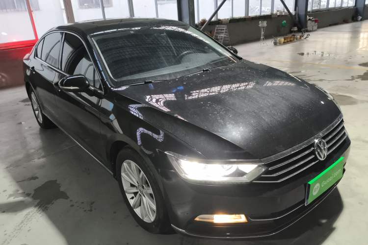 Used Volkswagen Magotan 2019 330TSI DSG Leading Model China VI Standard