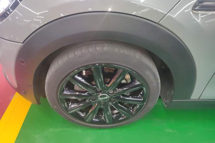 Used  MINI 2021 1.5T COOPER Artist Five-Door Edition
