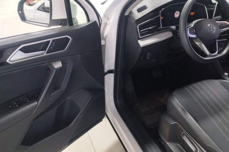 Used Volkswagen Tiguan L 2022 330TSI Automatic Two-Wheel Drive Comfort Edition
