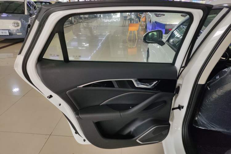 Used Bestune B70 2025 Dragon Edition 1.5T Enjoyment Model
