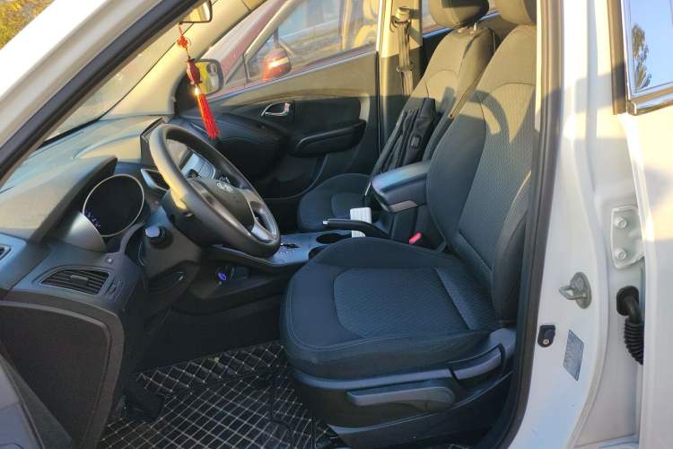 Used Hyundai ix35 2015 2.0L Automatic 2WD Comfort Edition China V Standard
