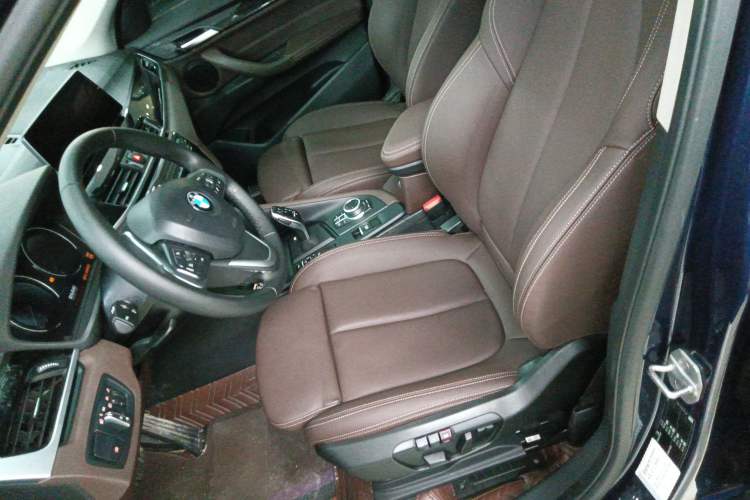 Used BMW X1 2020 sDrive25Li Leading Model
