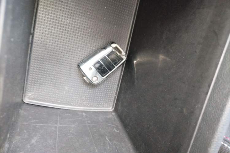 Used Volkswagen Tayron 2019 330TSI Two-Wheel-Drive Luxury Version China V Emission Standard
