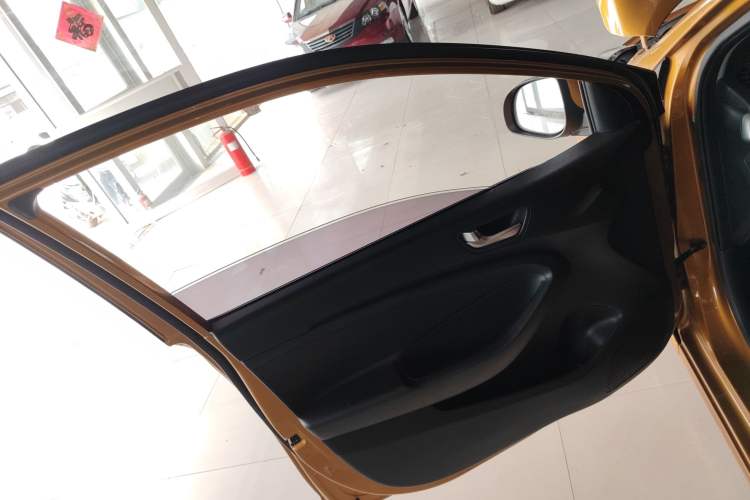 Used Hyundai Verna 2017 1.4L Automatic YueXiang Edition China V-standard
