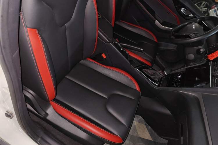 Used Venucia D60 2018 1.6L CVT Smart Connect Elite Edition
