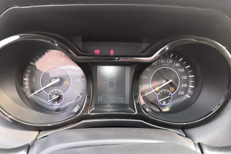 Used JMC Yusheng S350 2016 2.0T Automatic All-Wheel Drive Gasoline Ultra-Luxury 5-Seater