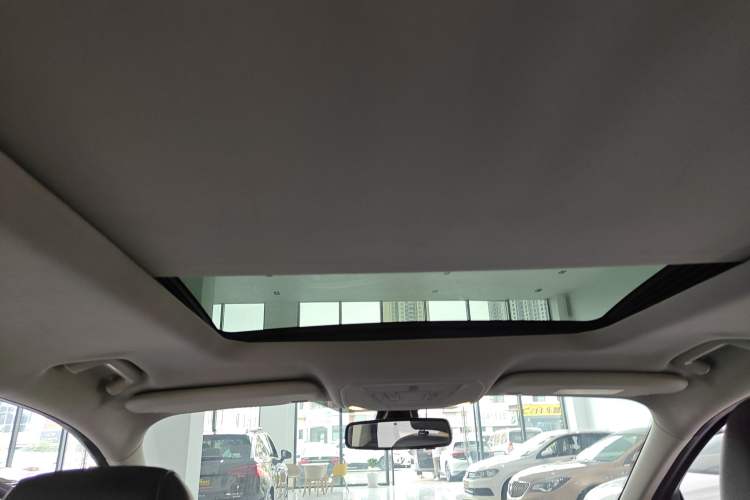 Used Ford Kuga 2018 EcoBoost 180 Two-Wheel-Drive Platinum Edition
