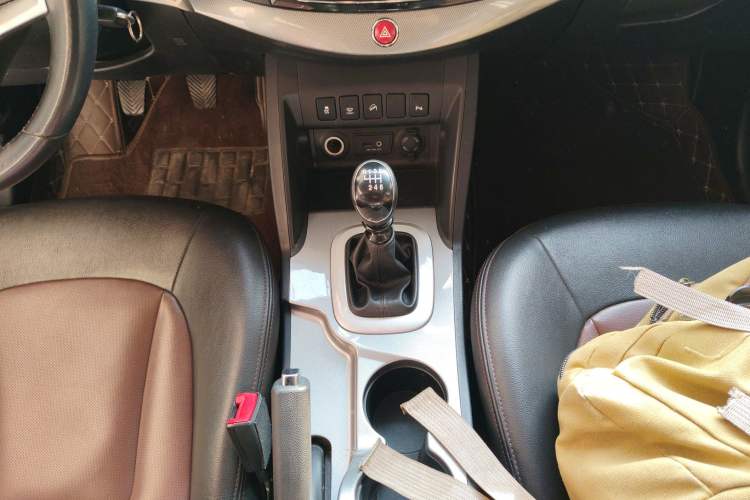 Used  Refine S5 2015 1.5T Manual Luxury Sport Edition
