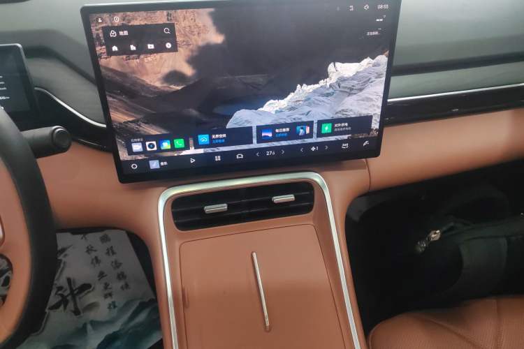 Used  L6 2025 EM-i 140km Starship Edition