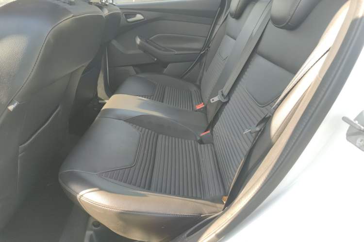 Used Ford Focus 2017 Sedan 1.6L Automatic Fashion Edition Smart Drive Version